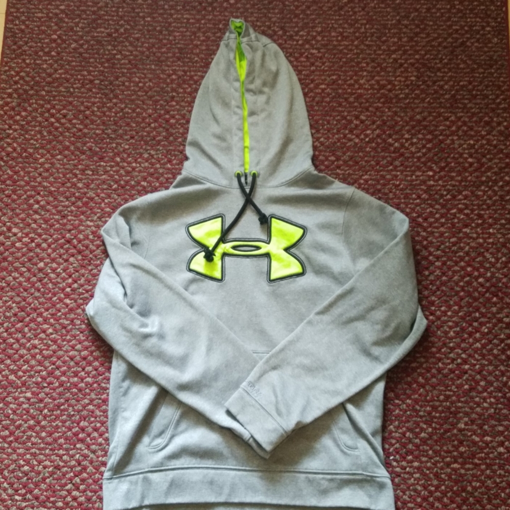 Under Armour hoodie